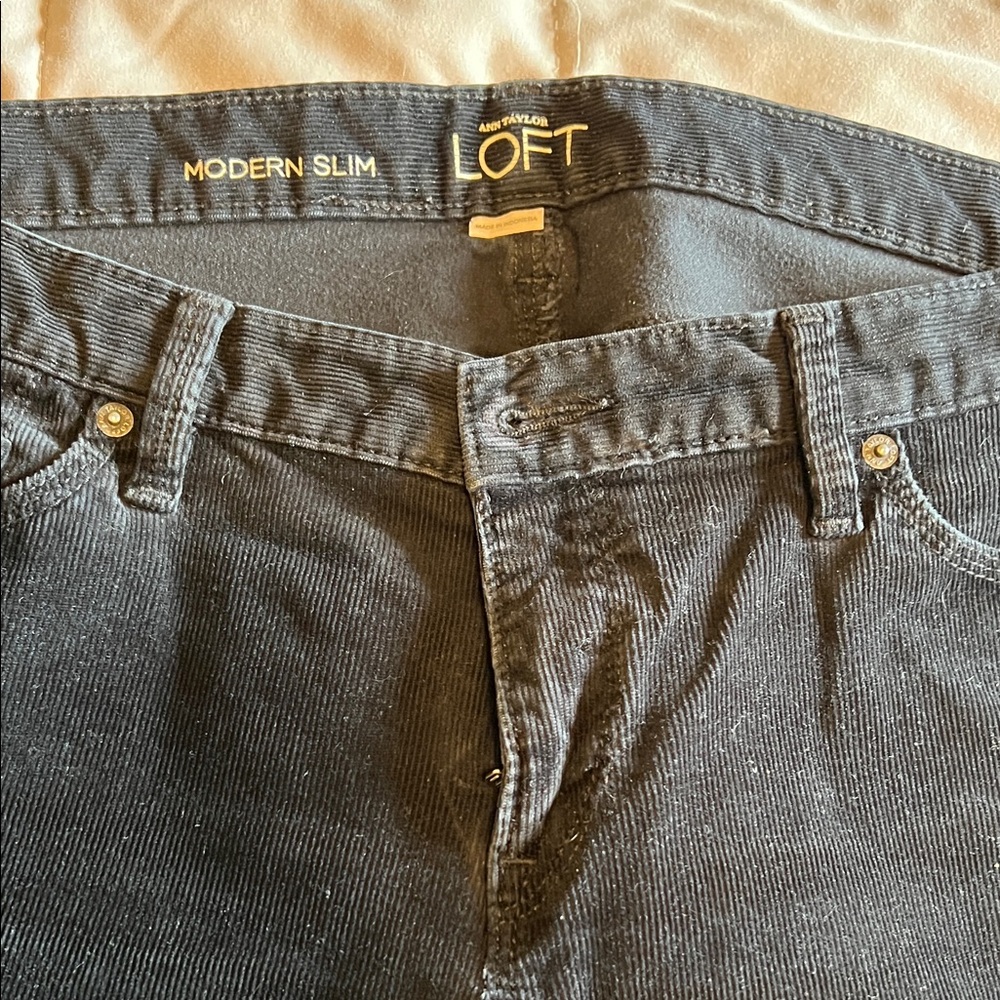 LOFT womens Straight leg corduroy Jeans in black